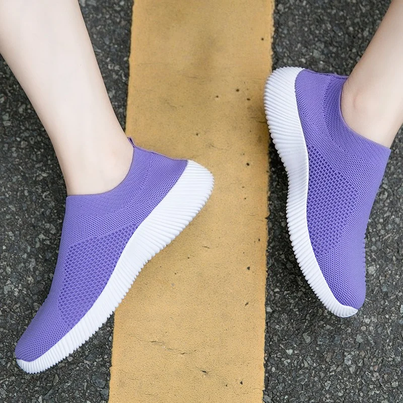 

New Fashion Women Vulcanized Shoes Sneakers Slip on Flats Shoes Women Loafers Walking Flat Running Shoes