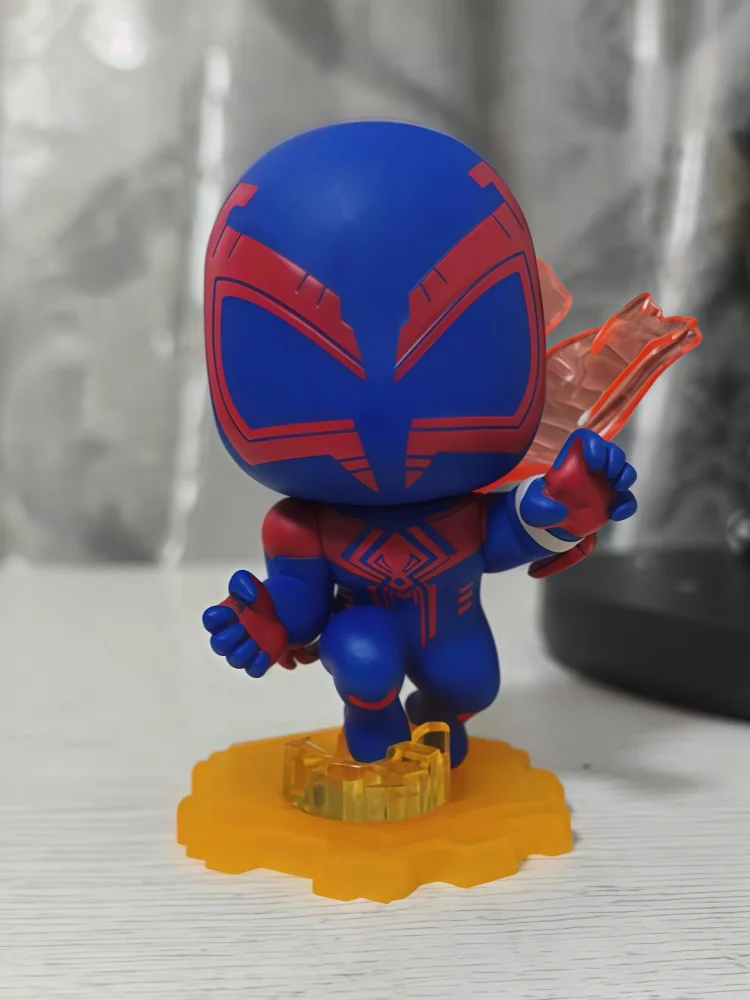 HotToys Cosbi Marvel Spiderman: Across The Spider-Verse Serie 2 Caja Sorpresa Figura Coleccionable Bobble Head para Fans de Marvel