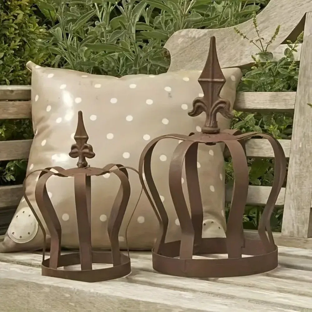 Elegant Iron Crown Garden Stake Retro Geometric Lawn Ornament Outdoor Landscaping Decor For Wedding Pathway Backyard