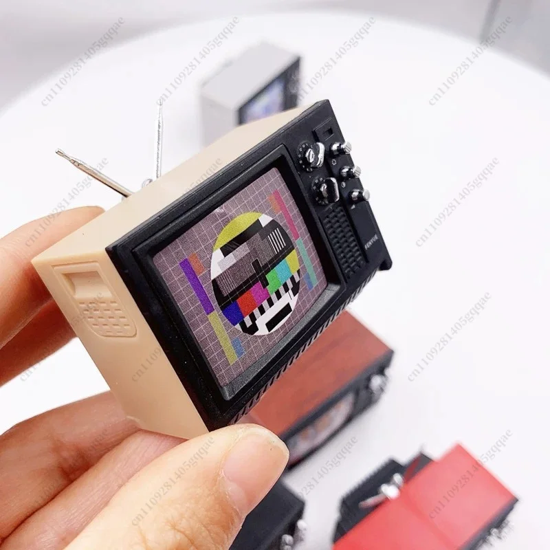 1:12 Puppenhaus Miniaturmodell, Wohnzimmerszene-Dekoration, Retro-Nostalgisches Vintage-TV-Modell – Detail 5