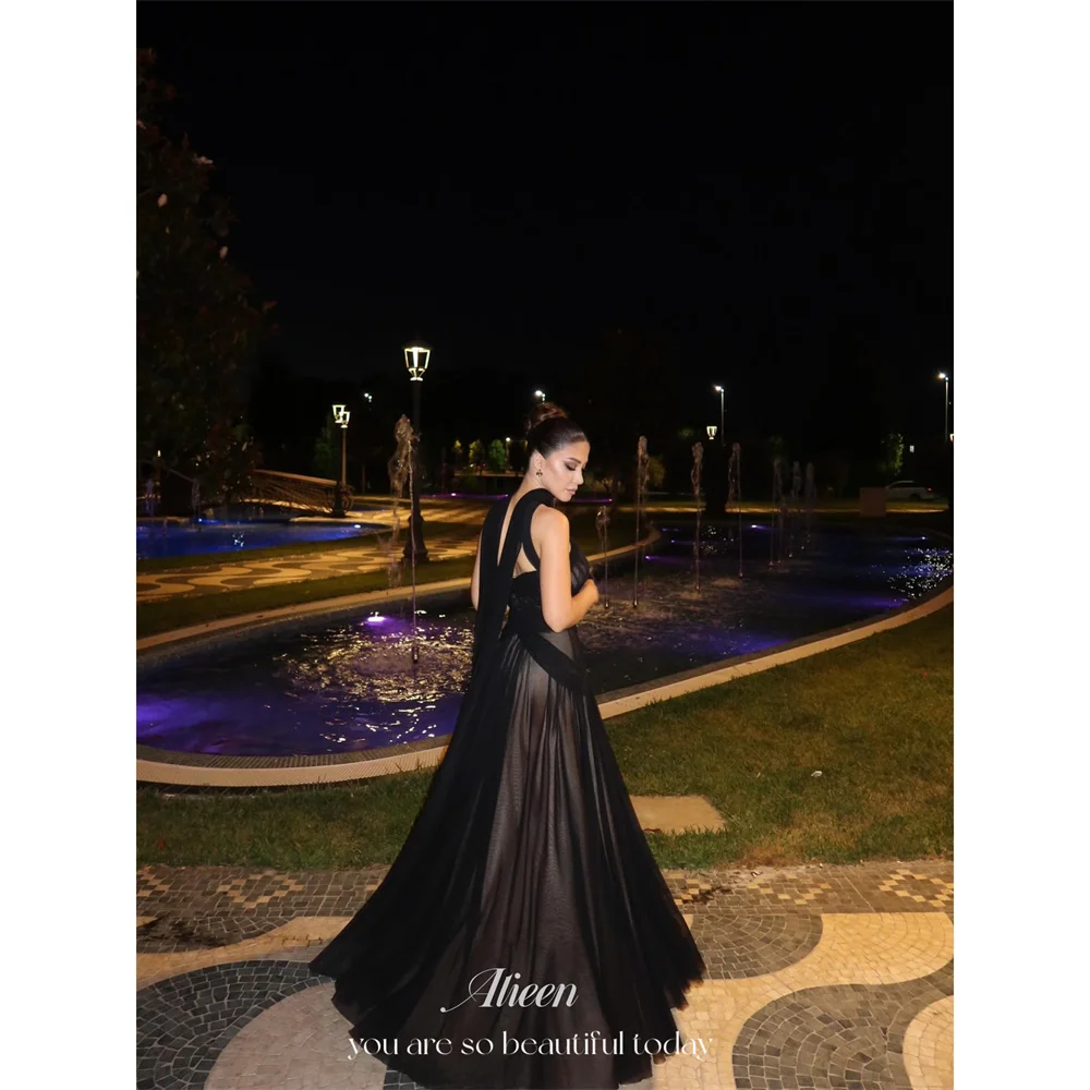 Aileen Satin Halter Black A-Line Elegant Evening Gown Unique Neckline Chest Detail Sheer Criss-Cross Robes De Soirée Customized