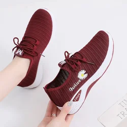 Adult sneakers, women's light running shoes, net shoes, comfortable soft soled sneakers, women's breathable casual single shoes