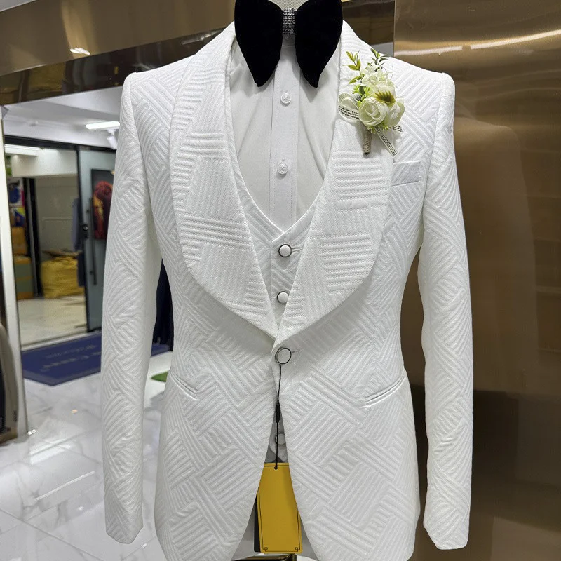 Full Men Suit Set Wedding Groom Custom Made Luxury Brands Male Jacket Vest Pants Slim Fit Prom Pattern Blazer Trousers Outfit