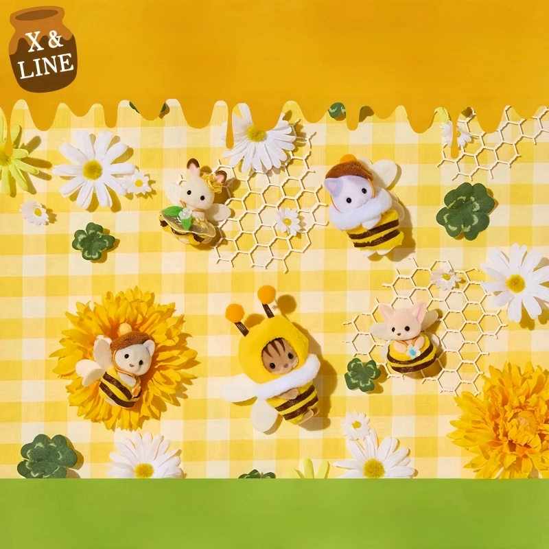 

Hot Sylvanian Families Anime Figures New Bee Set Kawaii Ternurines Baby Family Dolls Room Decoration Girl Birthday Toy Gifts