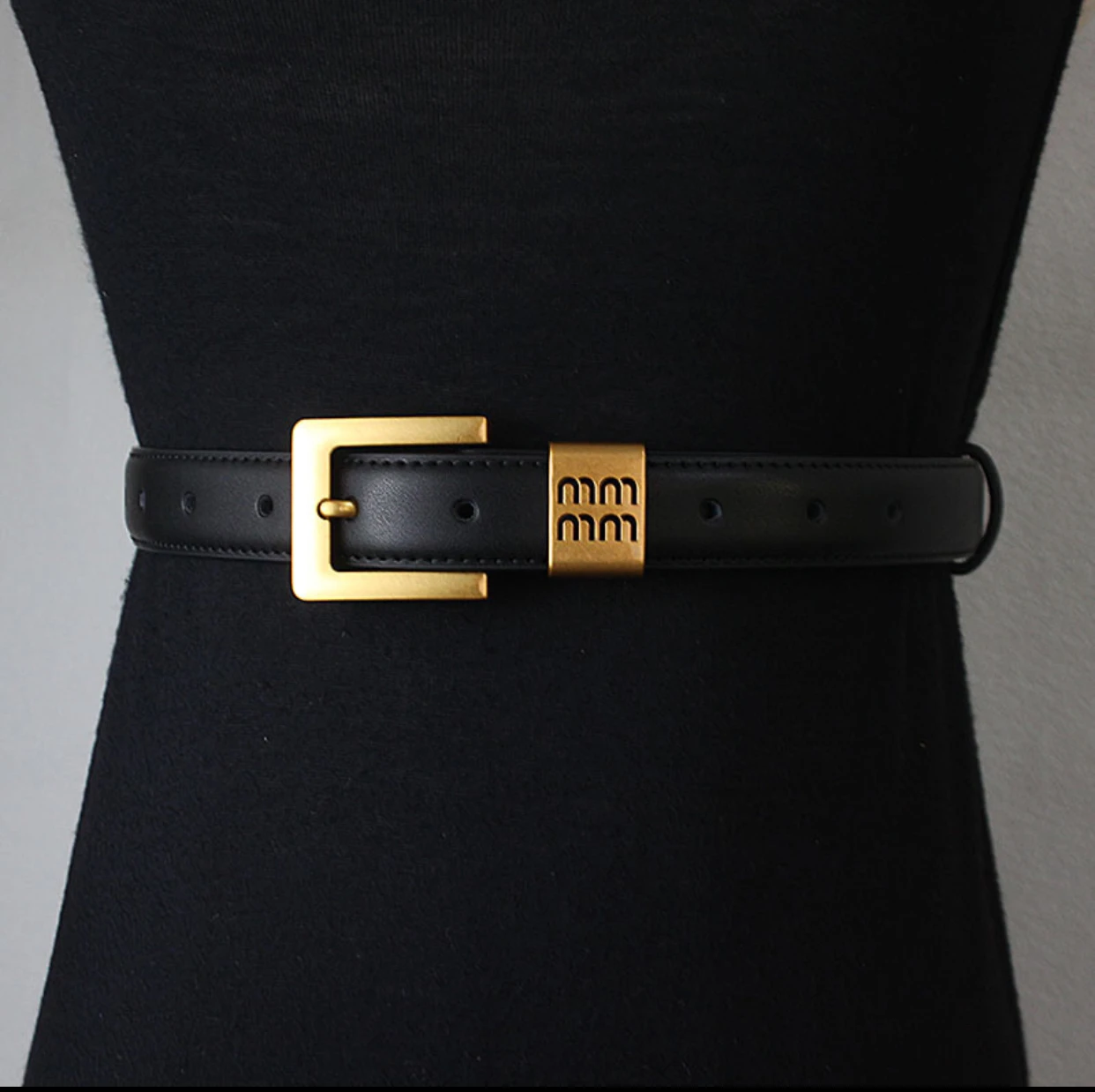 

102 * 2.3cm European and American new luxury design belt buckle French high-end leather belt decoration genuine leather belt