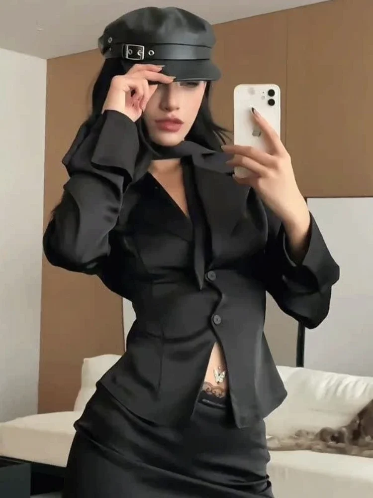 Top da donna slim fit con bottoni, abbigliamento vintage elegante e giovanile, vendite alte, nuova collezione 2025, novità camicia e camicetta da donna