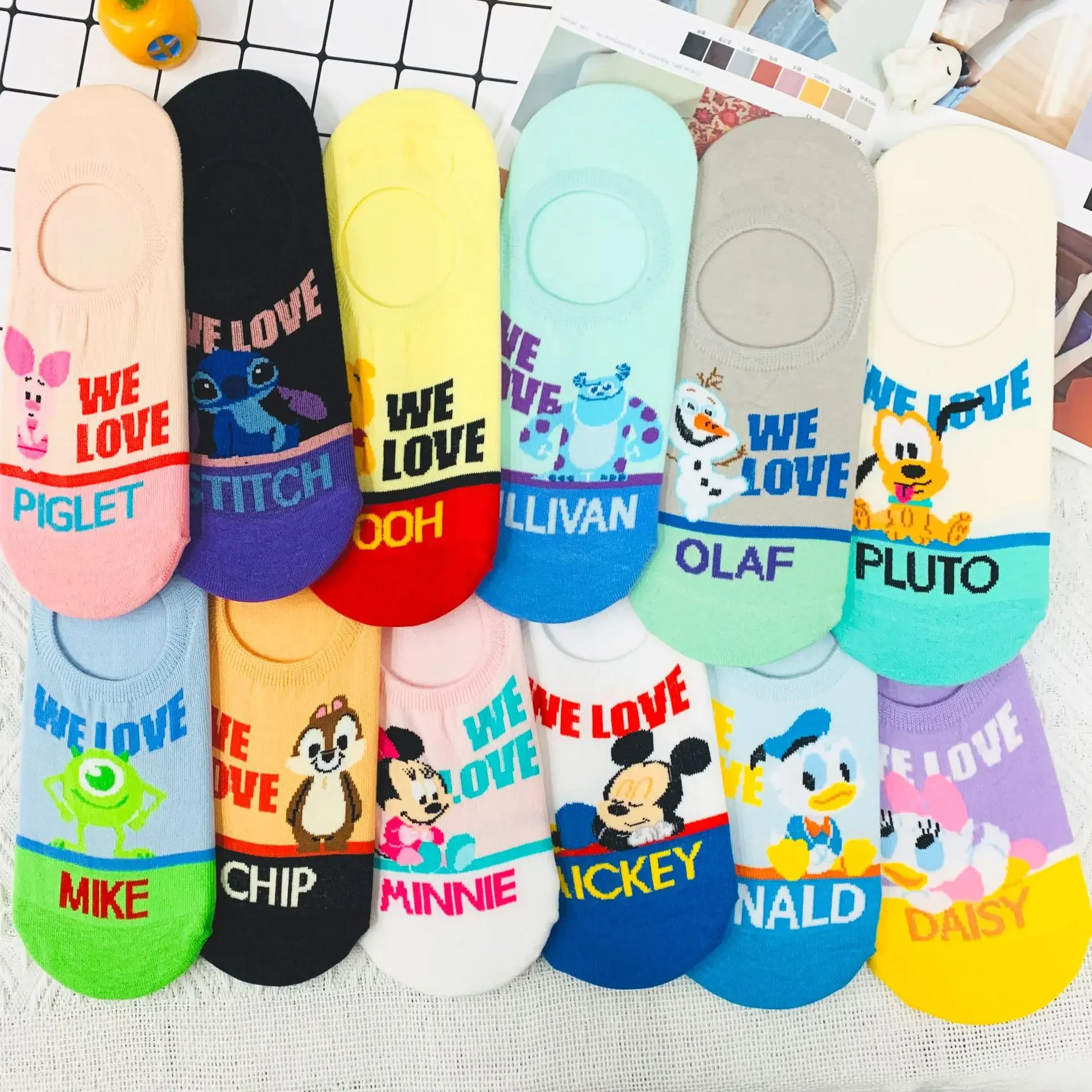 

Cartoon Mickey Minnie Boat Socks Girl Spring Summer New Cute Cartoon Color Block Pattern Letter Winnie Women's Boat Socks Disney