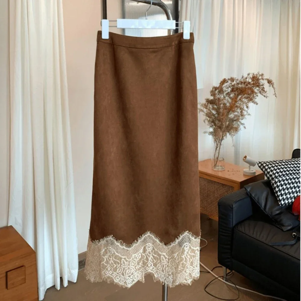 

Early autumn women's new Korean version Mirad retro coffee colored lace skirt with bottom hem pink satin skirt