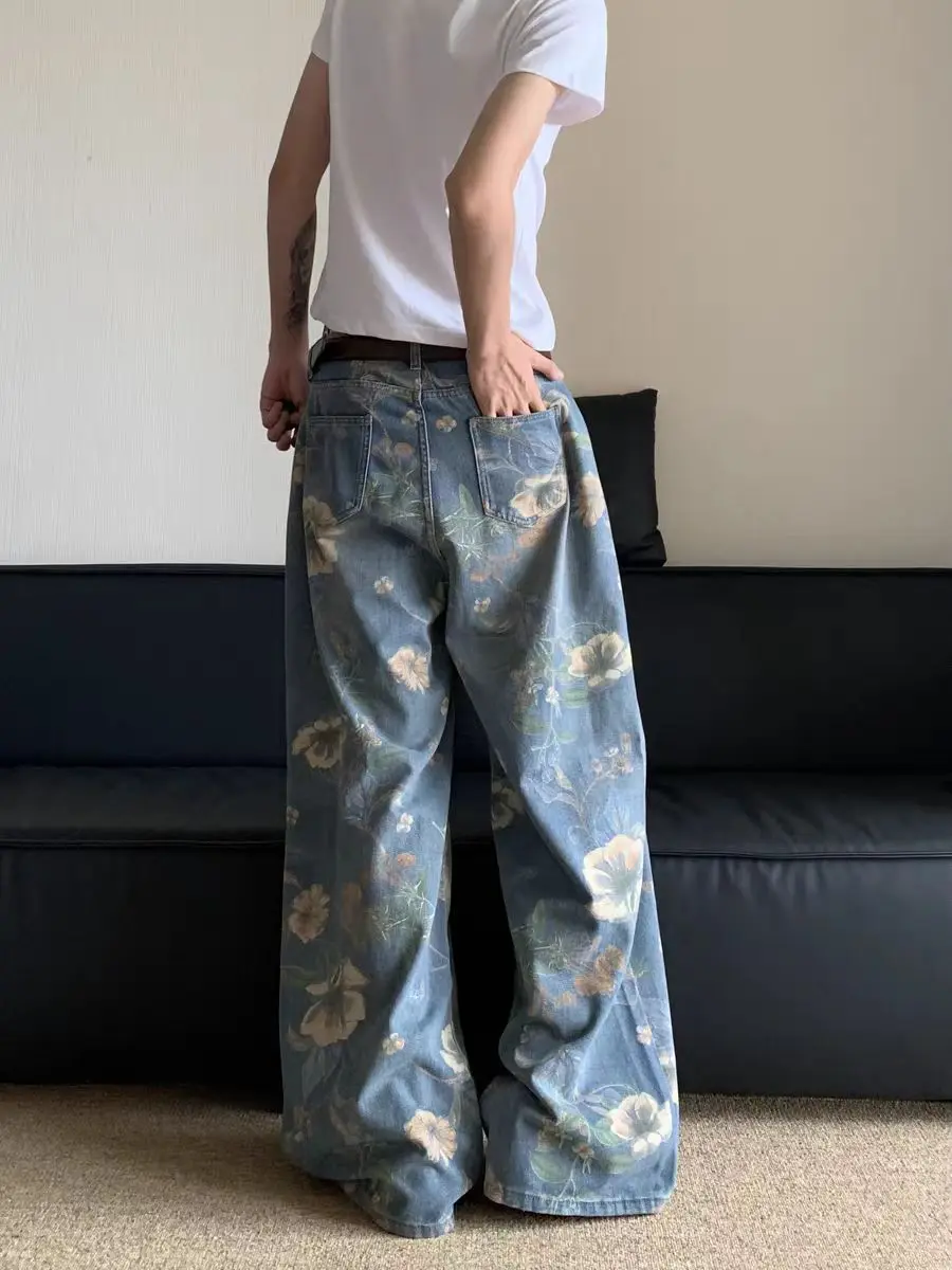 

Американские широкие джинсы в стиле ретро, мужские свободные прямые брюки длиной до пола, модный дизайн, повседневные прямые брюки с принтом для мужчин и ...