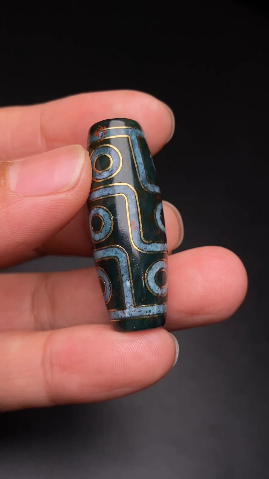 Tibetan Buddhism Agate Inlaid Gold Wire 9 Eyes Totem Dzi Bead Pendant G278