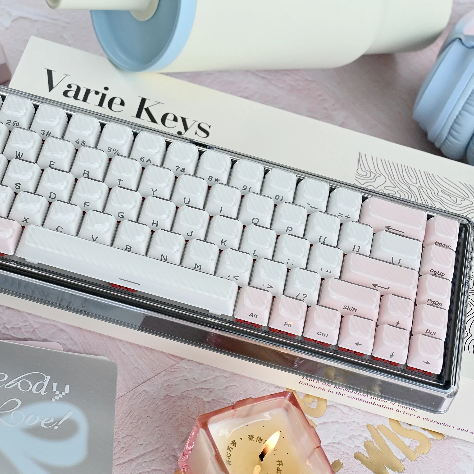 

Pink keycap series two-color molding PC crystal side engraving 136 key OEM height keycap