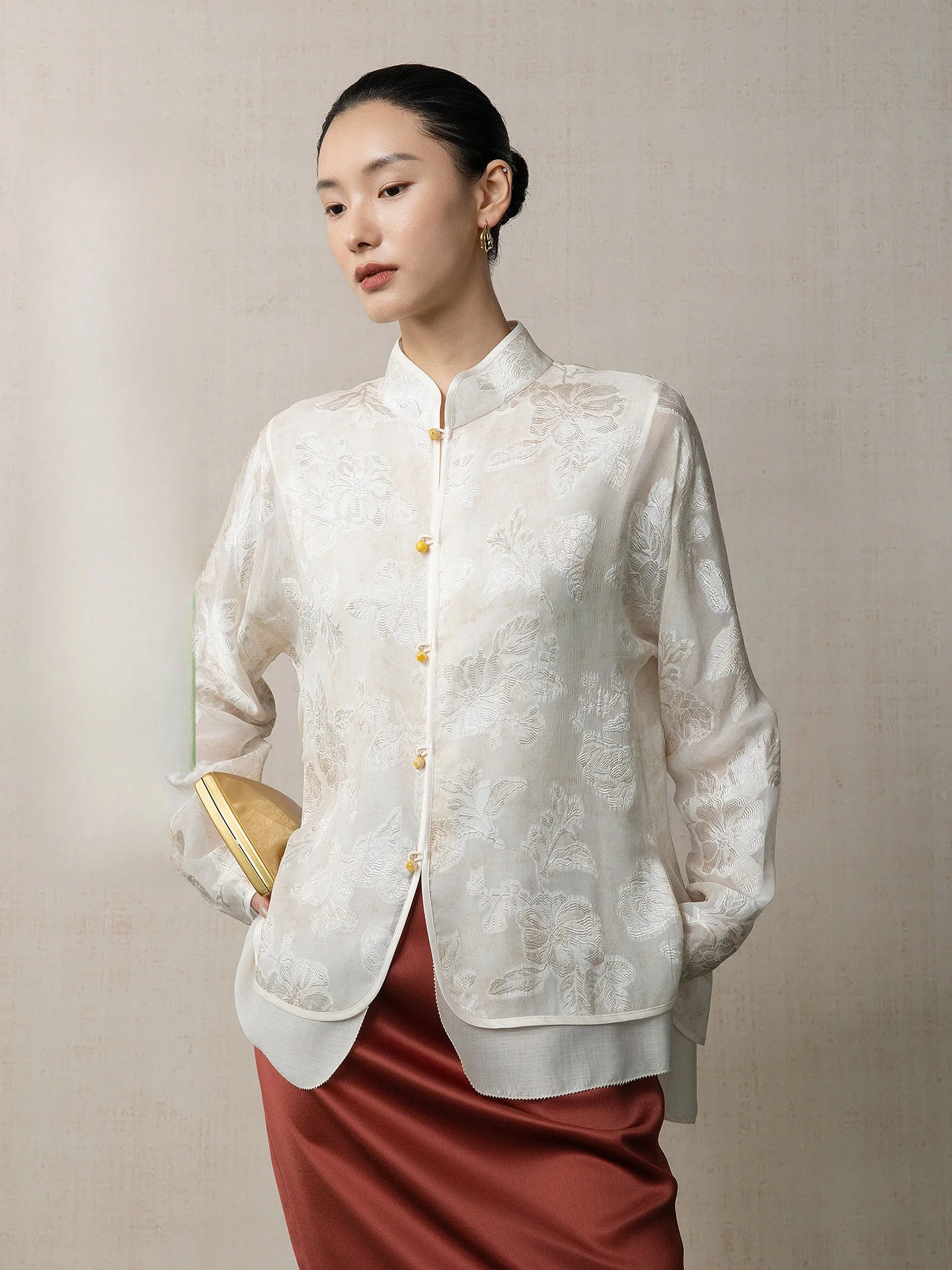 

New Chinese Style Silk Shirt with Embroidery And Gradient Dyeing Fake Two-Piece Design Long Sleeve Women's Casual Wear