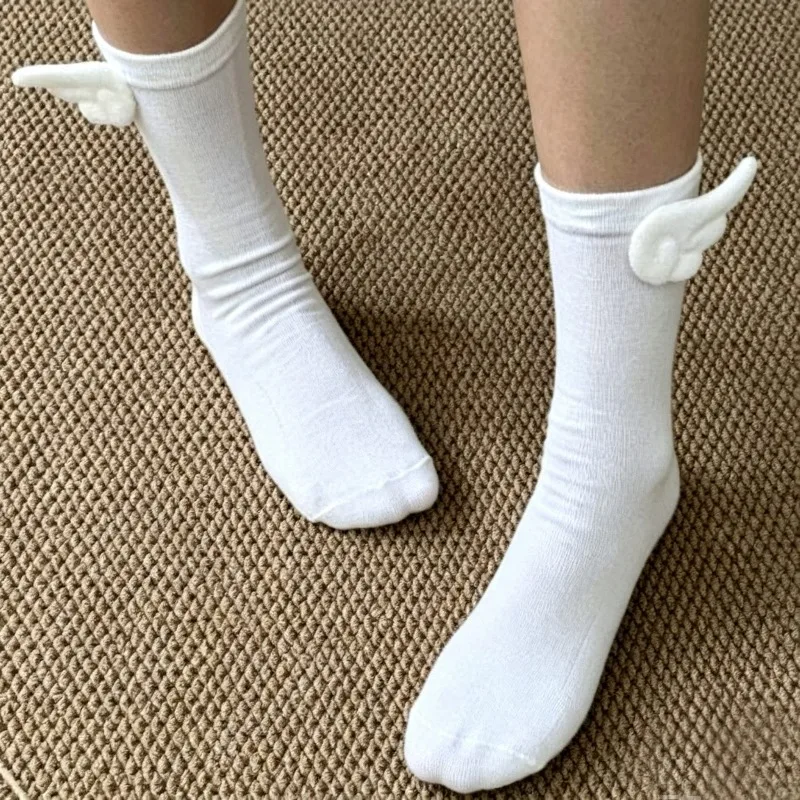 1/5Pairs White Black Wings Cotton Socks Women Three-Dimensional Wing Mid Tube Stockings Lolita Style All Season Casual Socks