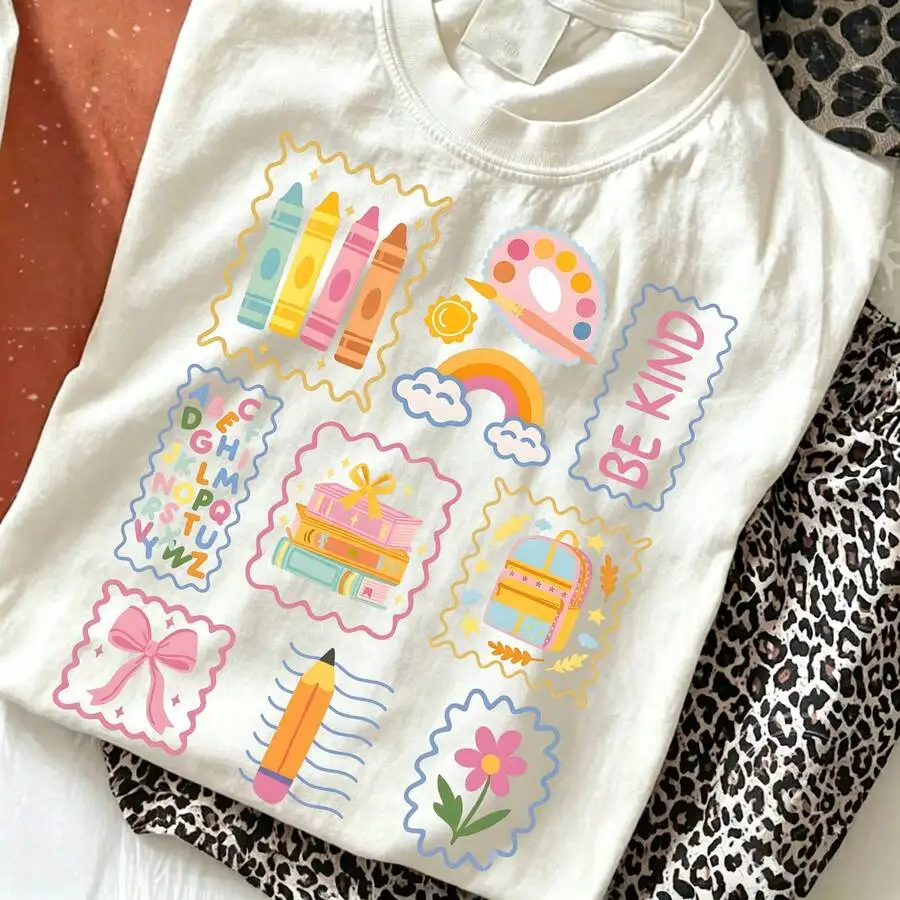 Preppy Teacher Stamp Graphic Tee Be Kind Back To School Crayon Top Retro Pastel Cute Kindergarten Elementary Educator T-Shirt Summer Vacation Women