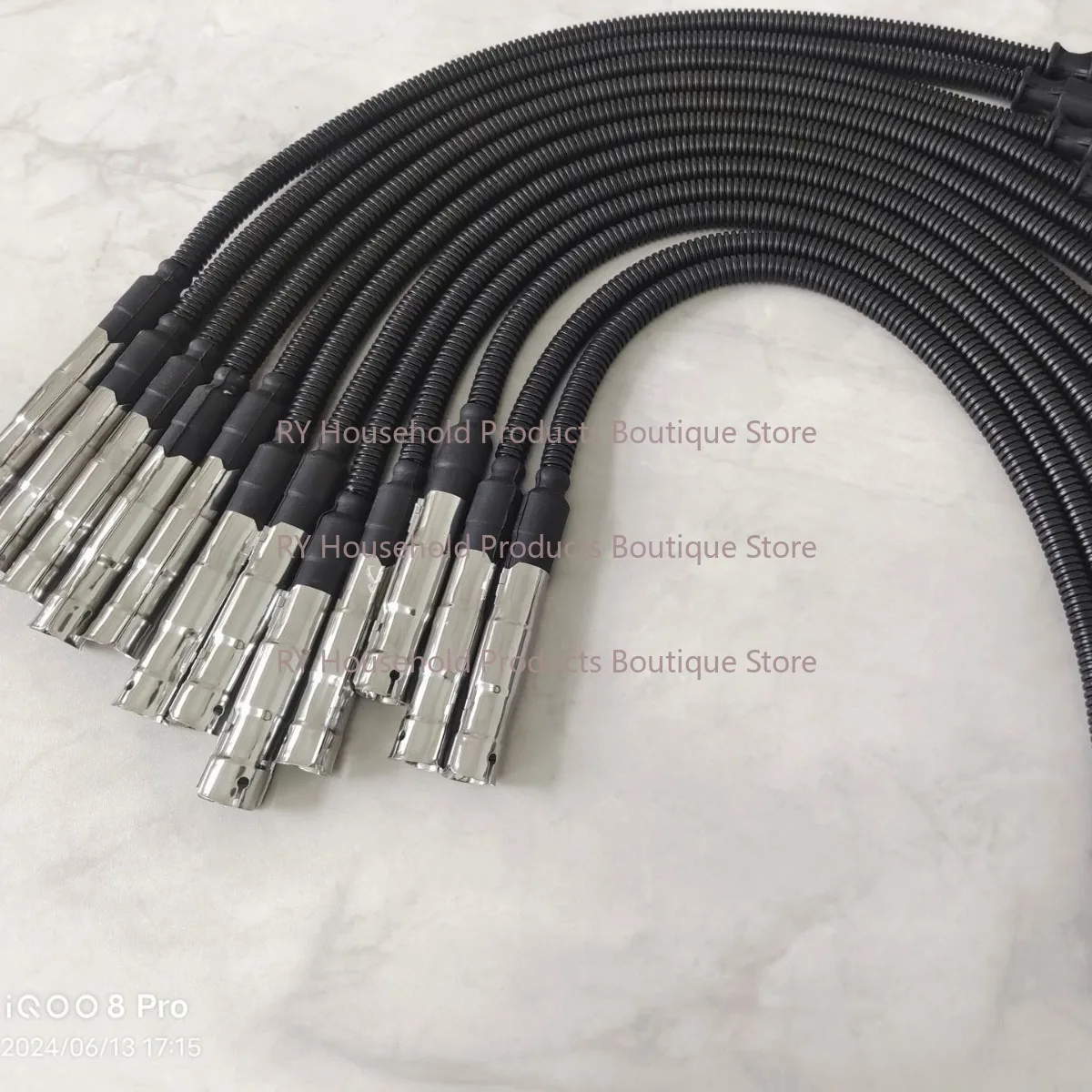 Suitable for Mercedes-Benz C-Class E-Class MLSLK320350 Model 1121500218 Spark Plug Durable and Efficient