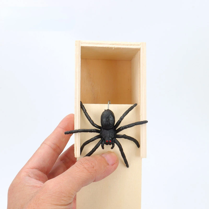 Wooden Prank Trick Practical Joke Home Office Scare Toy Box Gag Spider Kid Parents Friend Funny Play Joke Gift Surprising Box