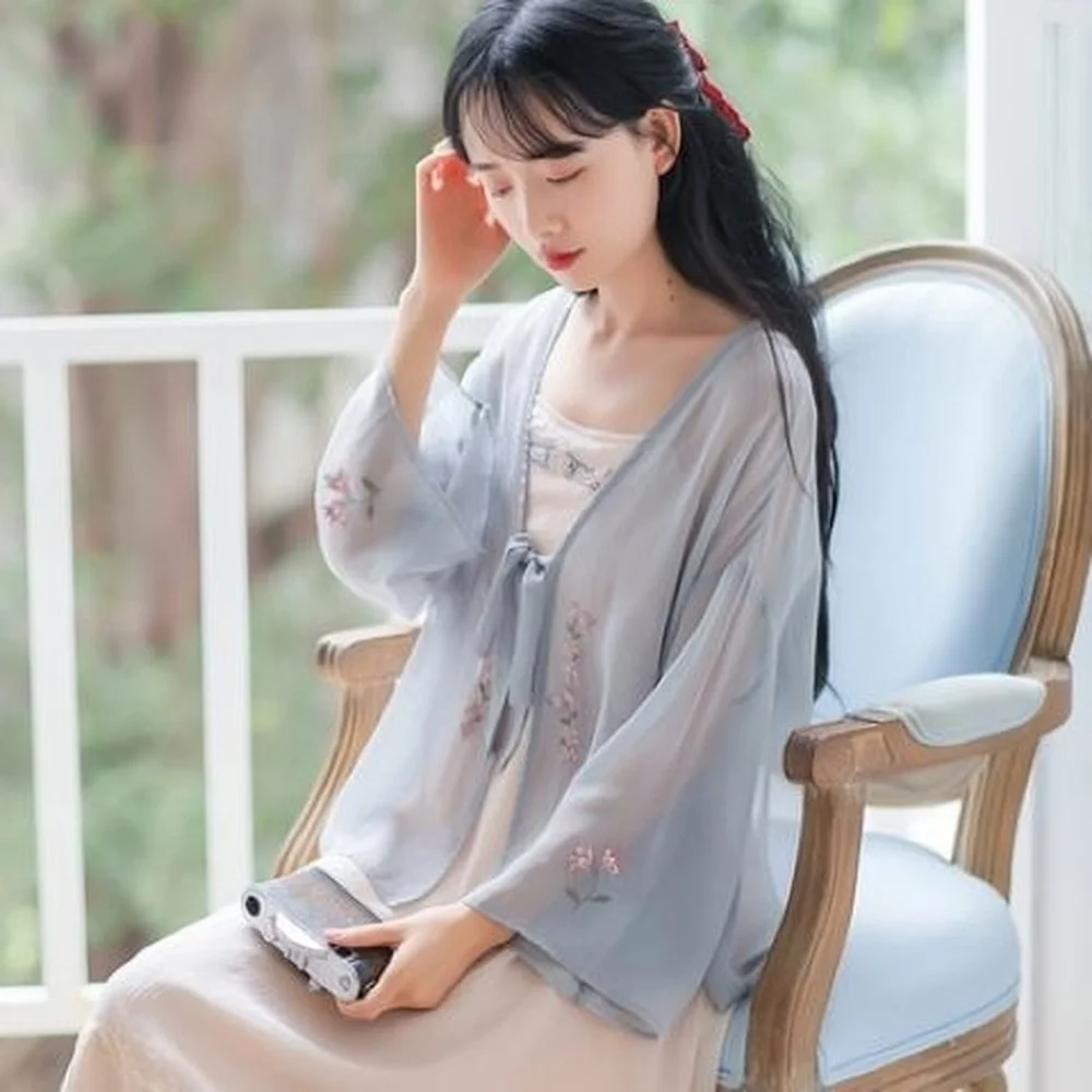 

Лето 2023, женский модный солнцезащитный кардиган Hanfu, женская шифоновая шелковая блузка с вышивкой феи, тонкий белый и синий Топ для женщин