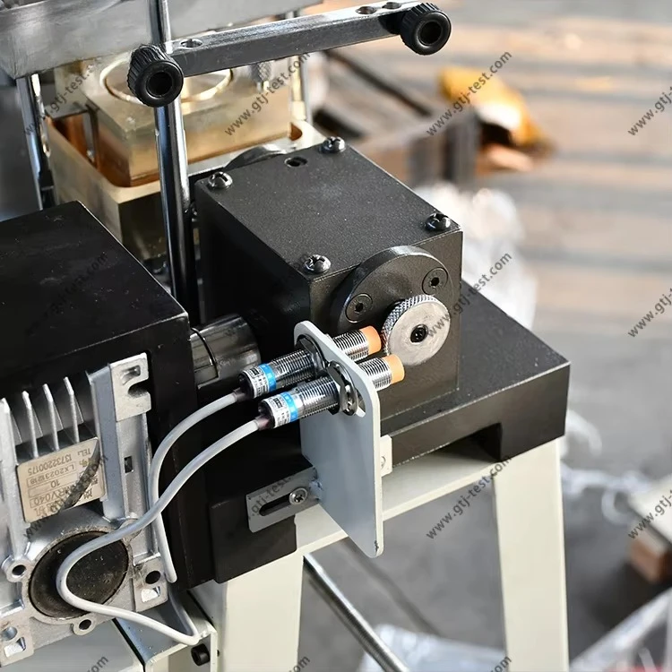 -وحدة آلة اختبار القص المباشر الكهربائية لاختبار التربة معدات اختبار التربة الميدانية الصناعية عالية الجودة مفردة