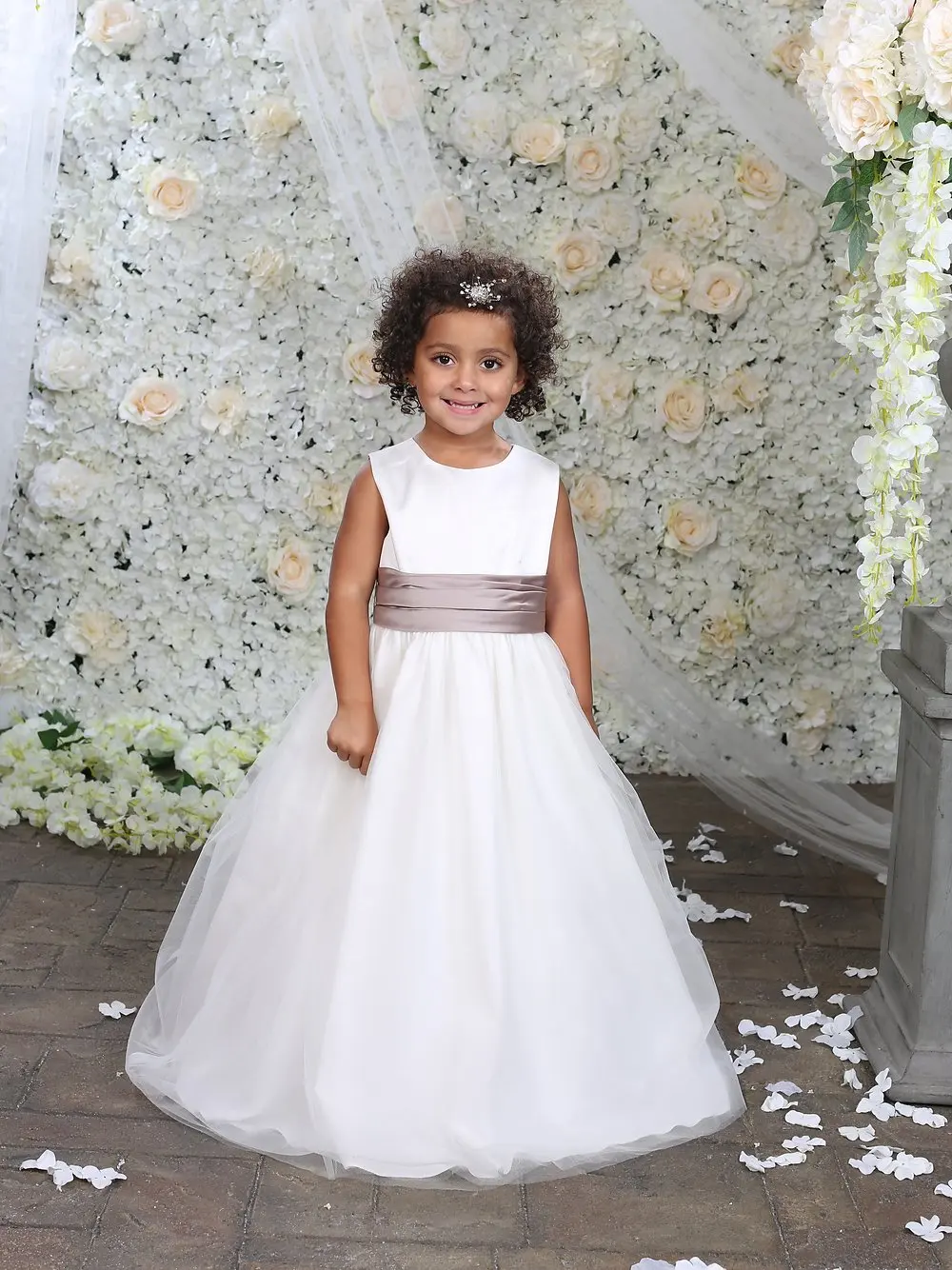 

White Flower Girl Dresses Satin Ball Gowns with Sash Tulle with Belt Long Floor Length Dress for Girls Kid's Dress