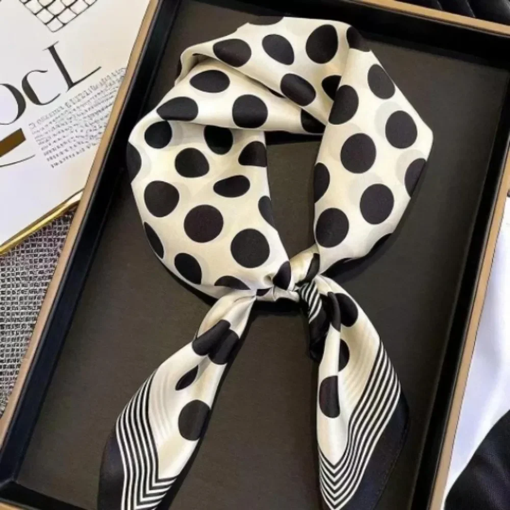 خمر 70 × 70 سنتيمتر المرأة وشاح حريري صغير الساتان كل مباراة طباعة التفاف الحجاب مربع غاسل الشعر رابطة عنق وشاح