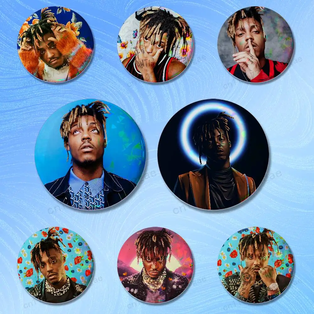 

Rapper J-Juice W-Wrld Cool Round Cosplay Pin Bag Decor Fans Collect Friends Gifts Brooch Souvenir Badges 25 32 44 58 75 mm