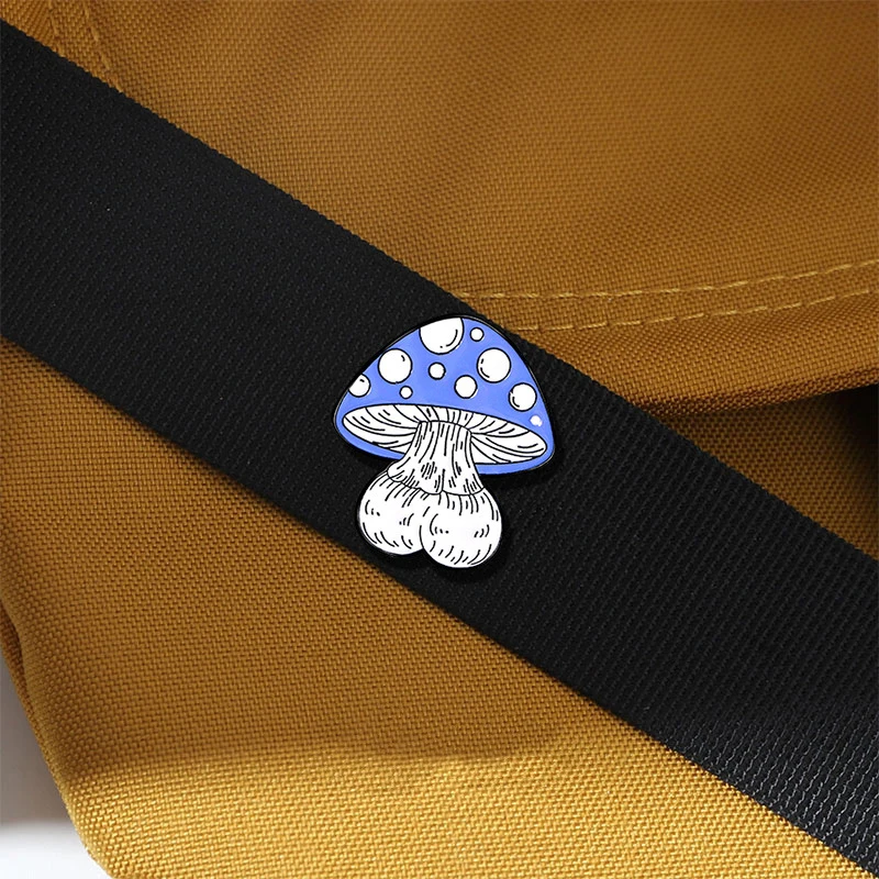 Cartoon cute mushroom man series alloy brooch creative exquisite mushroom human buttocks design badge