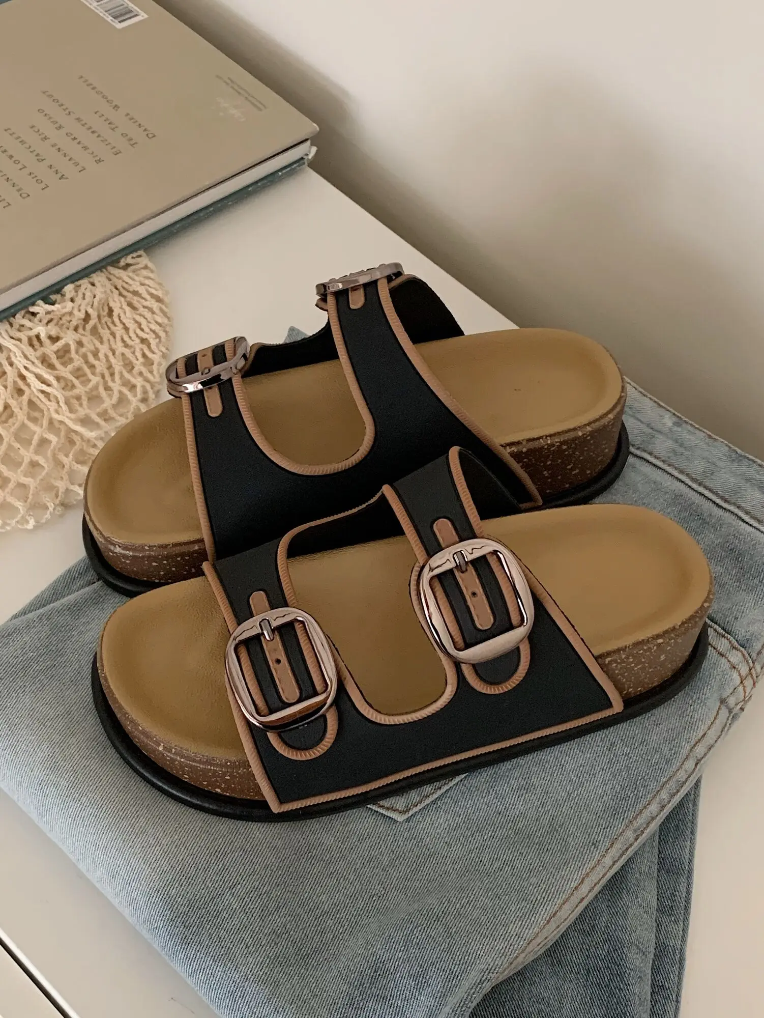 Thick Sole Double Buckle Straps Slippers For Women's 2024 Summer Slippers Featuring Thick Sole Beach Slippers