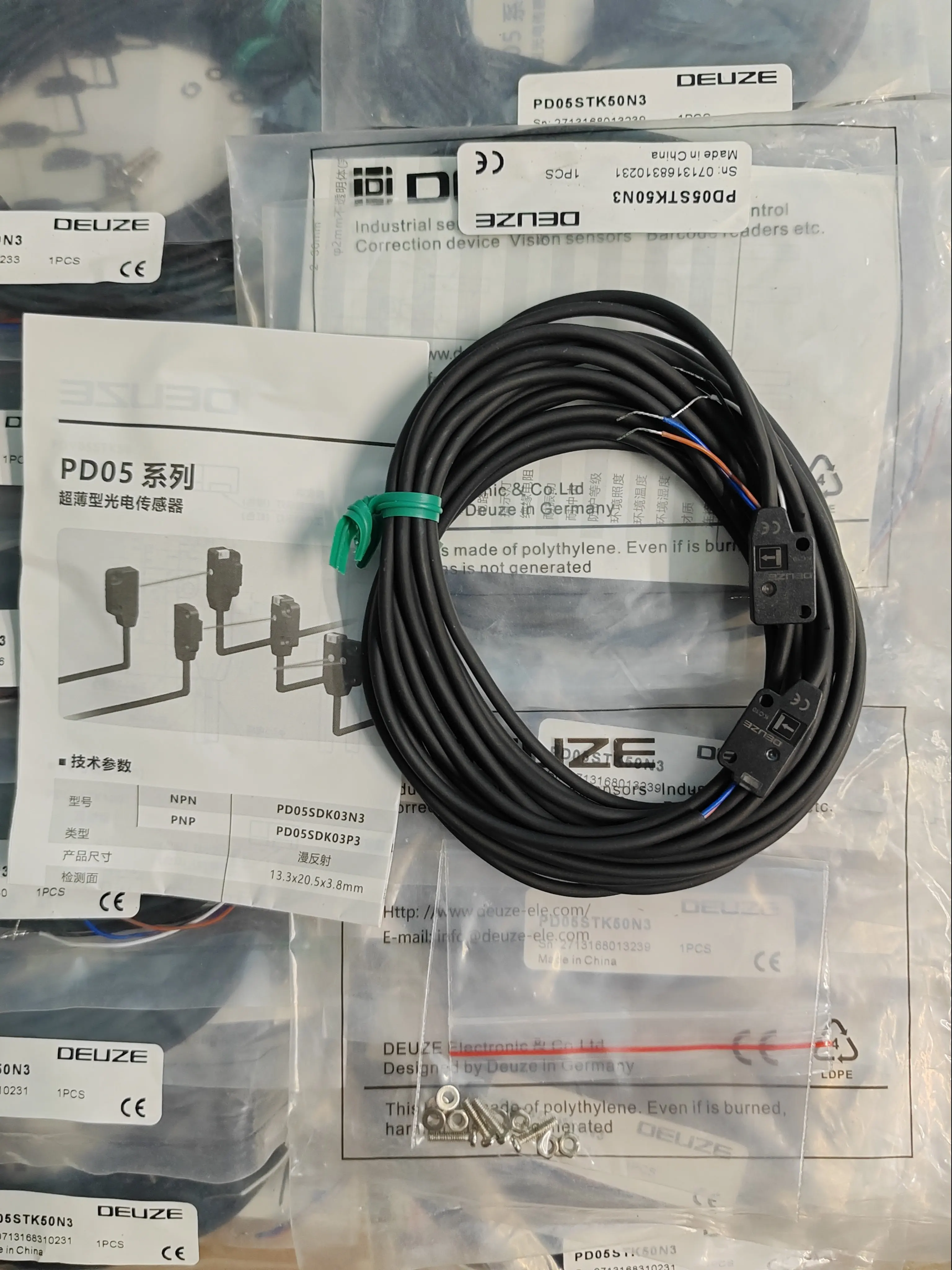 

New original DEUZE anti-radiation thin photoelectric switch PD05SEK50N3/PD05SRK50N3