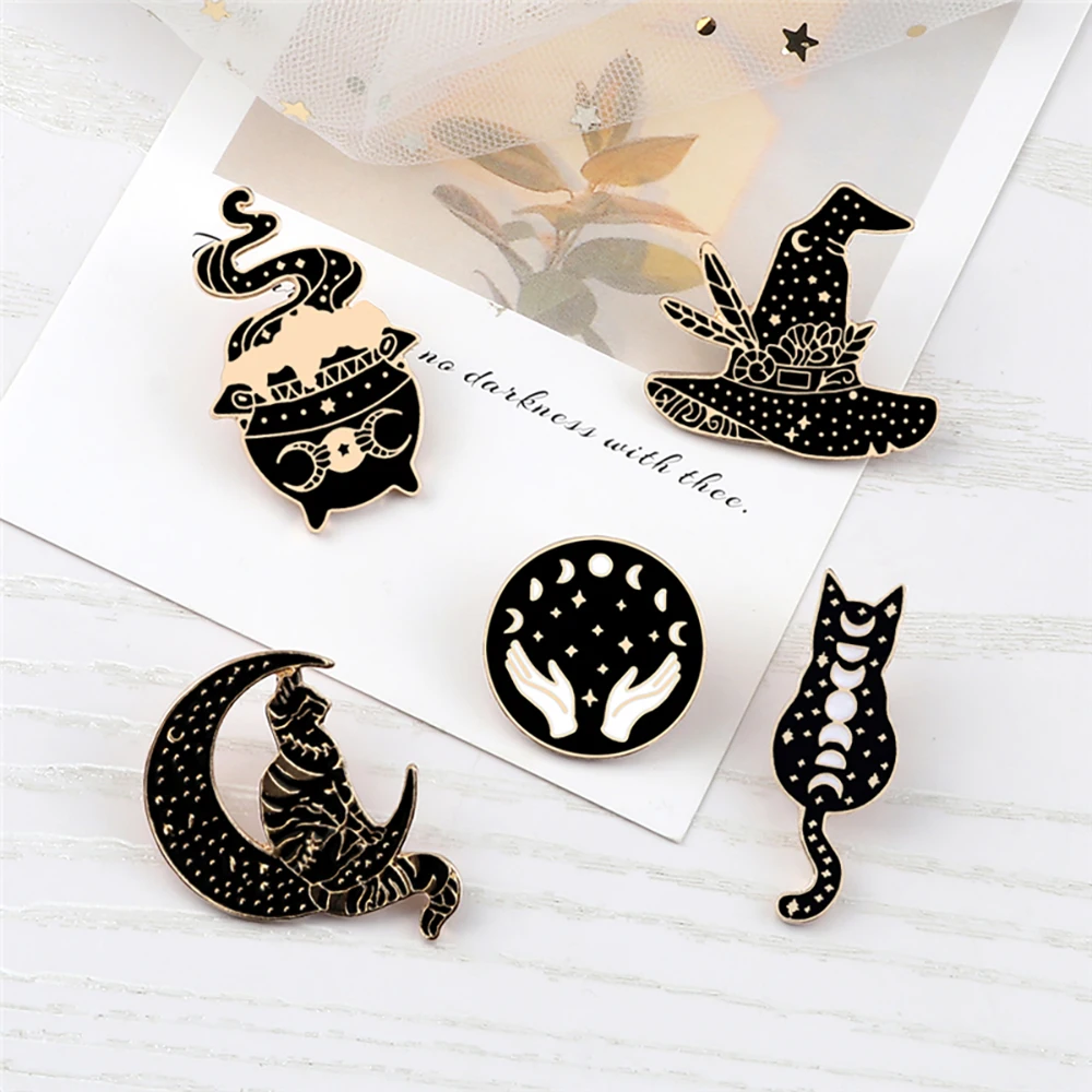 4-6PCS Cartoon Brooch Set Witch Cat Gothic Skull Lapel Pin Astronaut Plant Animal Musical Instrument Badge Bag Jewelry Wholesale