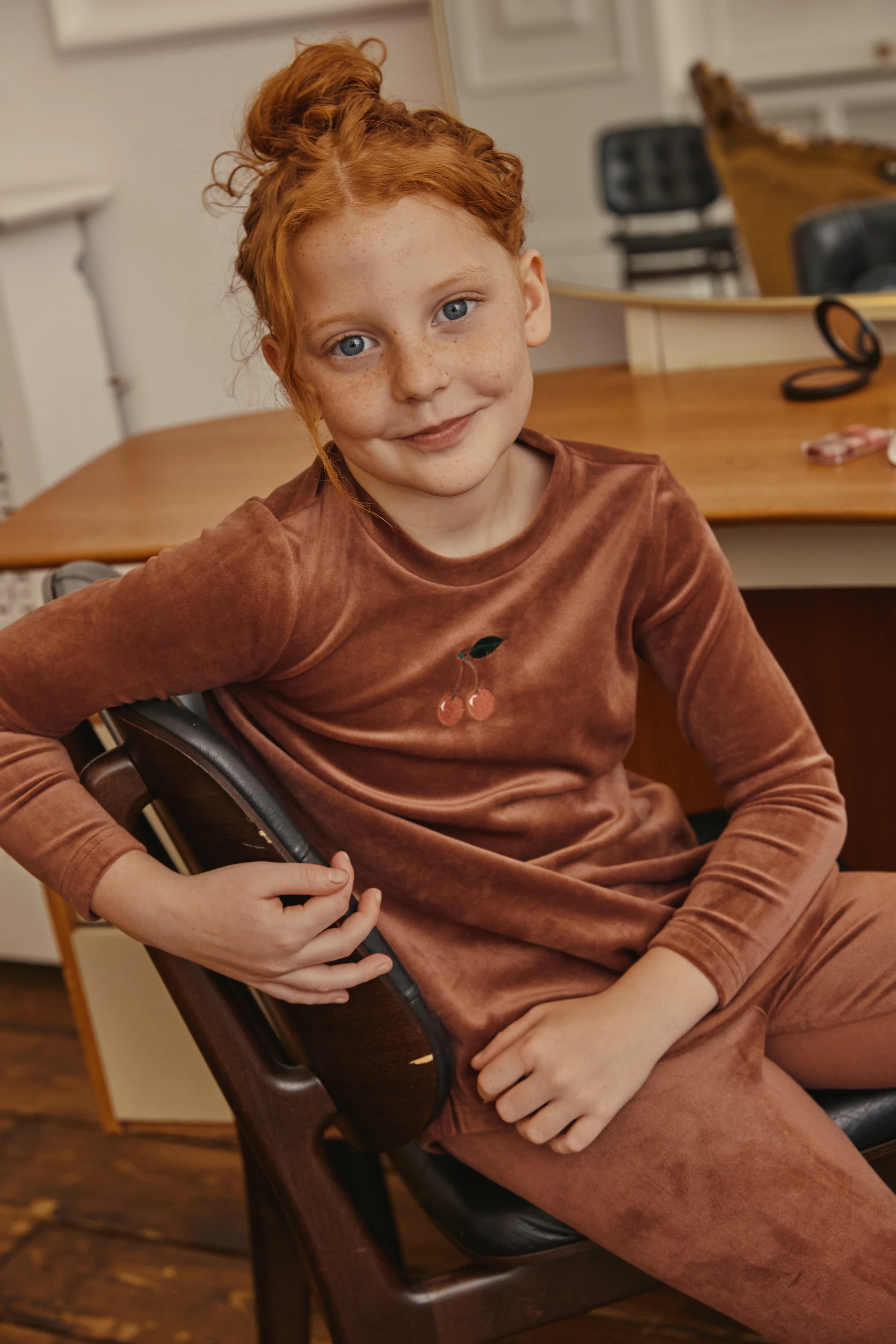 2026 AW Samtkleid für Babymädchen, Set für Jungen, Baby-Strampler – Detail 7