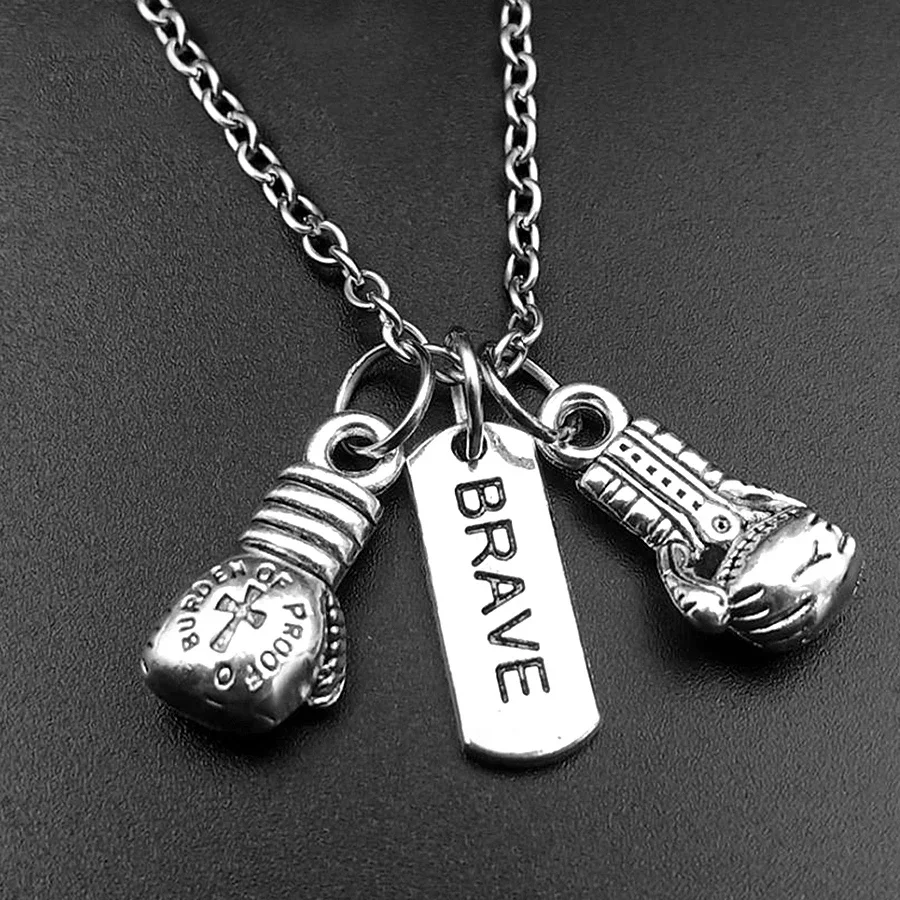 Boxing Glove Pendant Men Necklace Silver Color Metal Never Never Give Up Wholeslae Dropship Necklace for Unisex