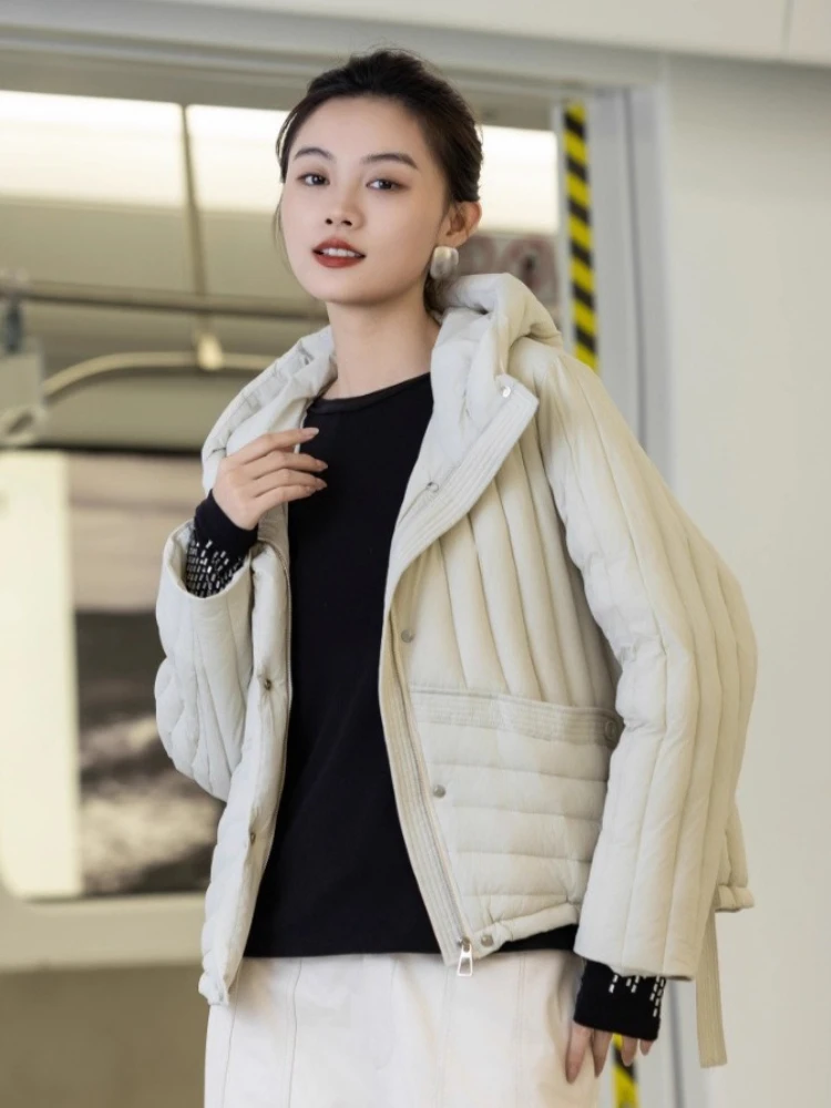 

Winter Lightweight Down Jacket 2025 New Fashion Casual All-Match Hooded Loose Short Parkas Warm 90% White Duck Puffer Coat Women