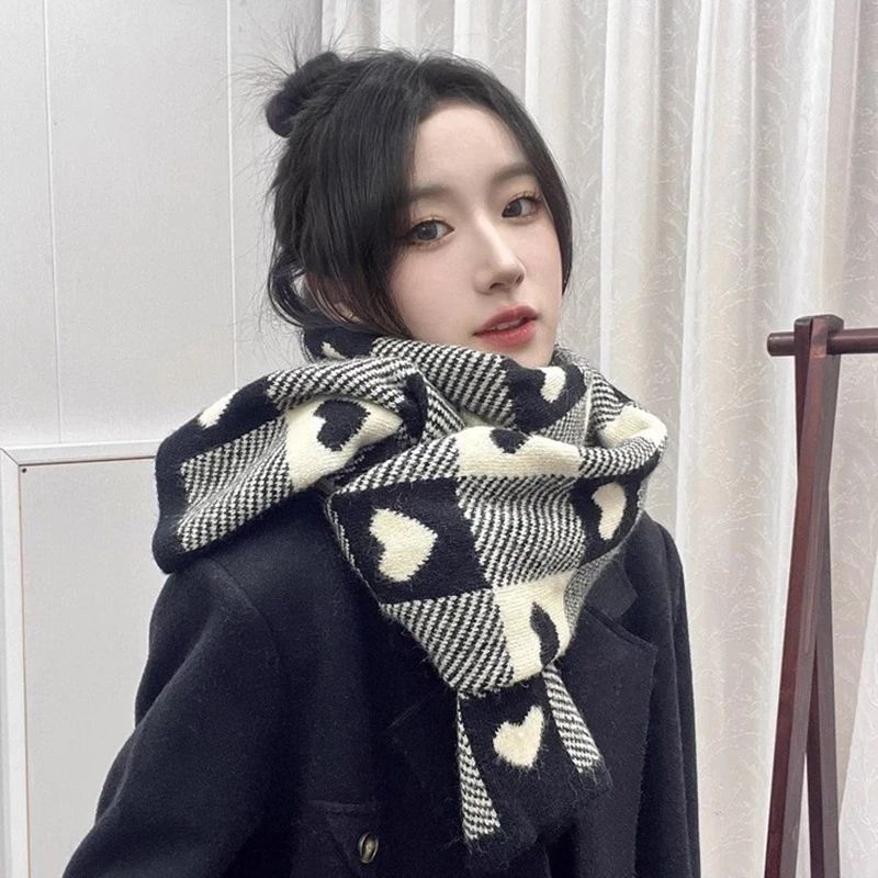 Korean Style Wool Knitted Scarf Women Long Scarf Love Heart Plaid Pattern Warm Thickened Scarf Women\'s Christmas New Year Gifts