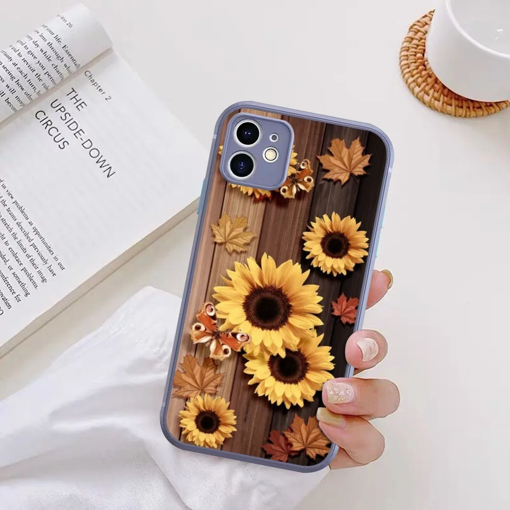 Beautiful Flower sunflower Phone Case For iPhone 14 X XR XS 7 8 Plus 11 12 13 pro MAX 13mini Matte Shockproof Case