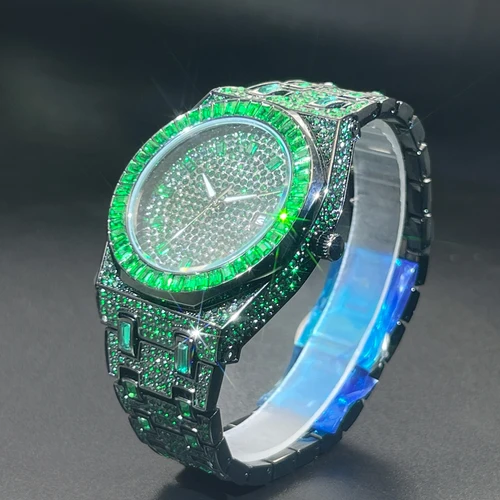 Nuevo reloj de diamante verde para hombre, relojes de lujo con diamantes de Hip Hop, reloj de pulsera único Bling Ice Out luminoso resistente al agua 2024 para regalo