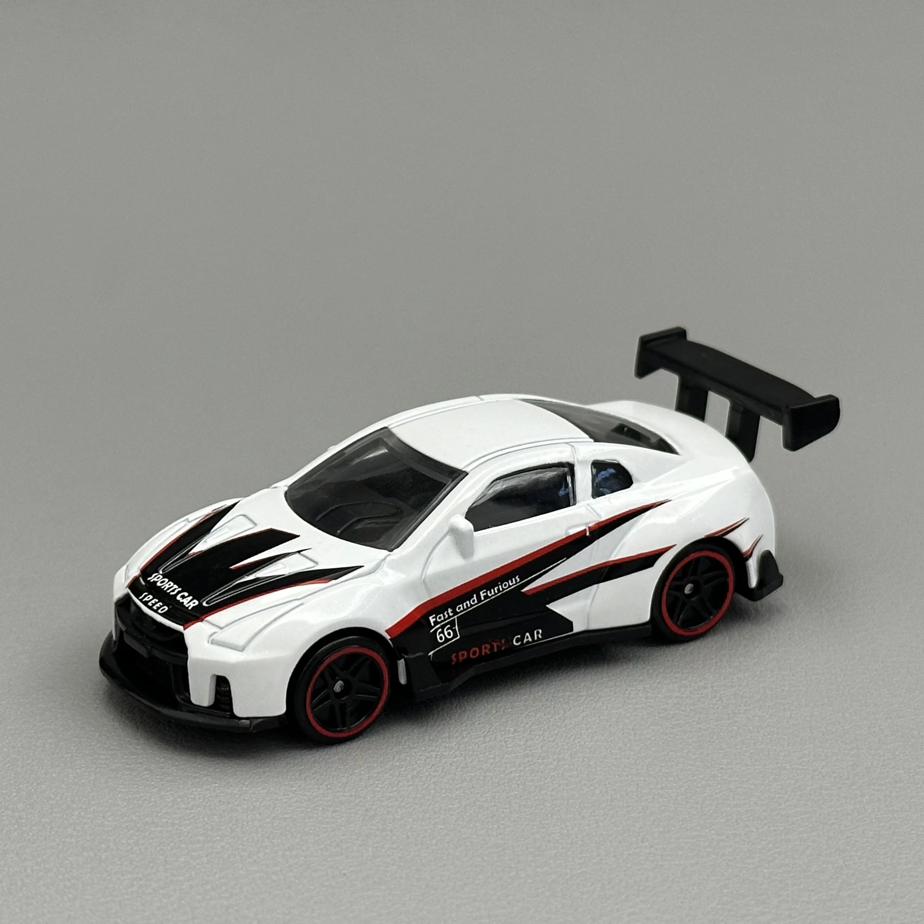 1/64 Diecast Car Model Metal Alloy Vehicle Miniature Toy Classic Collectible Car For Children Gift And Adult Collector Display