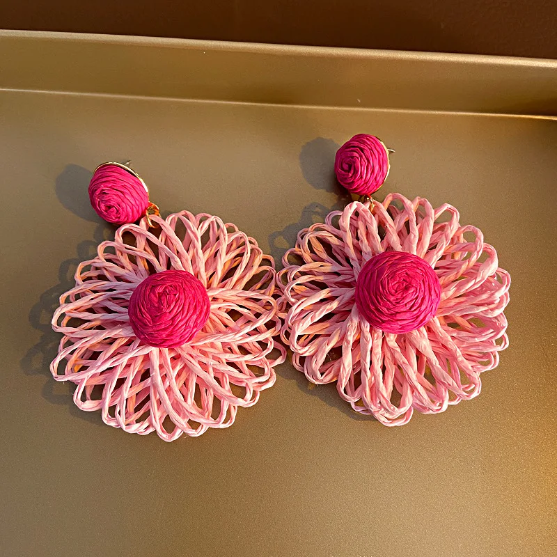 Draweye Hand Weaven Earrings for Womne Bohemia Candy Color Beach Style Flowers Jewelry Summer Fashion Sweet Aretes De Mujer