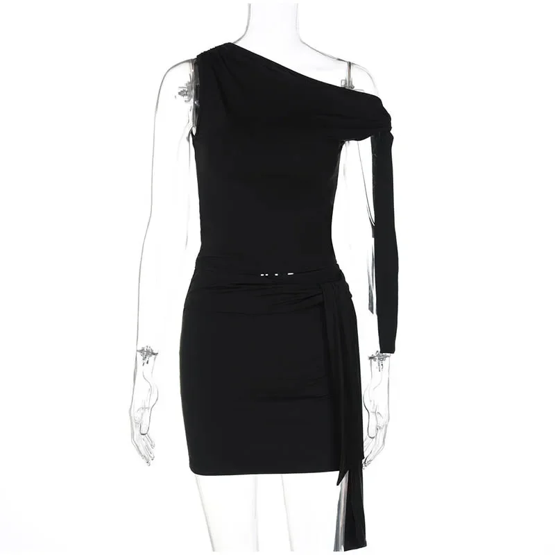 XIAOTANG Setelan Dua Potong Wanita Berenda Atasan Lengan Tidak Beraturan Kerah Miring Rok Pendek Paket Pinggul Pakaian Liburan Pantai Musim Panas