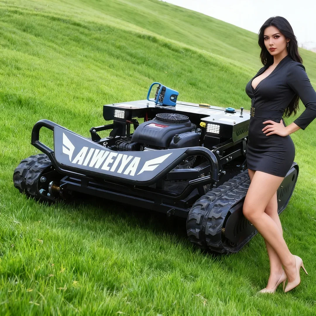 

Customized Wireless Remote Control Lawn Mower CE Certified Tank High Horsepower Engine Dedicated Online Beauty Customer Service