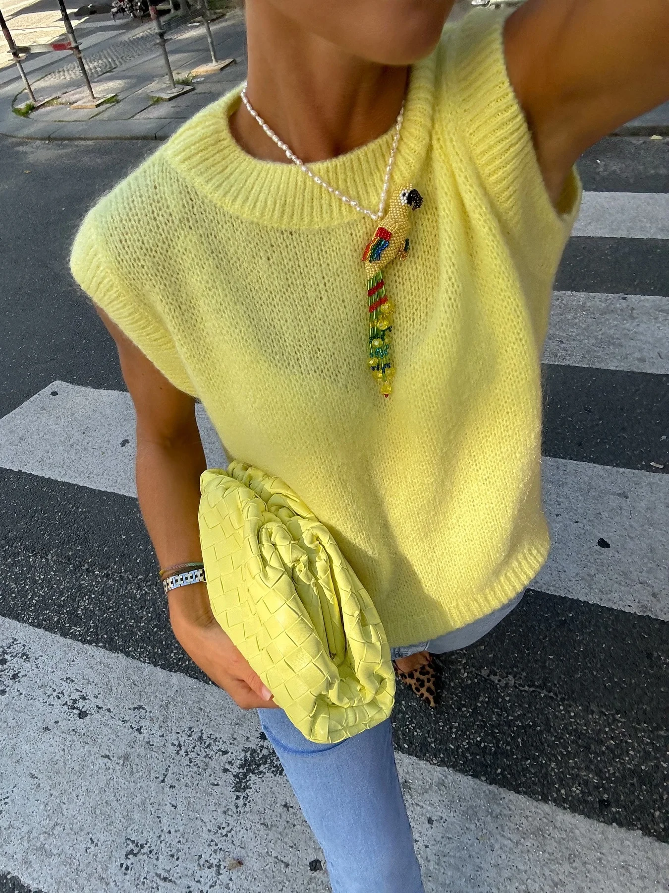 Fall 2024 Cropped Sweater Women Vests Solid Casual Sweater Vests Yellow Mohair Sweater Vest For Women Luxury Clothes Sleeveless