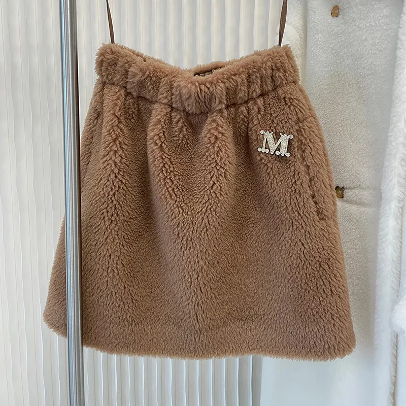 2023 New Winter Teddy Bear Skirt Women Camel Wool Blend Skirt Fashion Warm Alpaca Wool Skirt Thick Female Autumn Winter