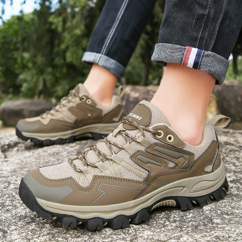 Men's plus Size Outdoor Climbing Boots Breathable Lovers Shoes Casual Sneaker Short Trip Hiking Boots Men's Mesh Shoes