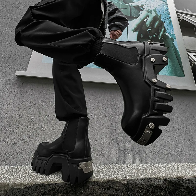 2025 European and American Catwalk Bulldozer Thick-soled Heightening Fashion Short Metal Rivet Couple Locomotive Boots