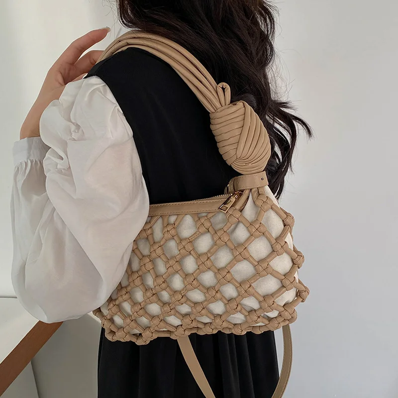 Moda scava fuori PU borse a tracolla e a tracolla quadrate squisite borse da donna con cerniera per maglieria 2024 classiche di alta qualità
