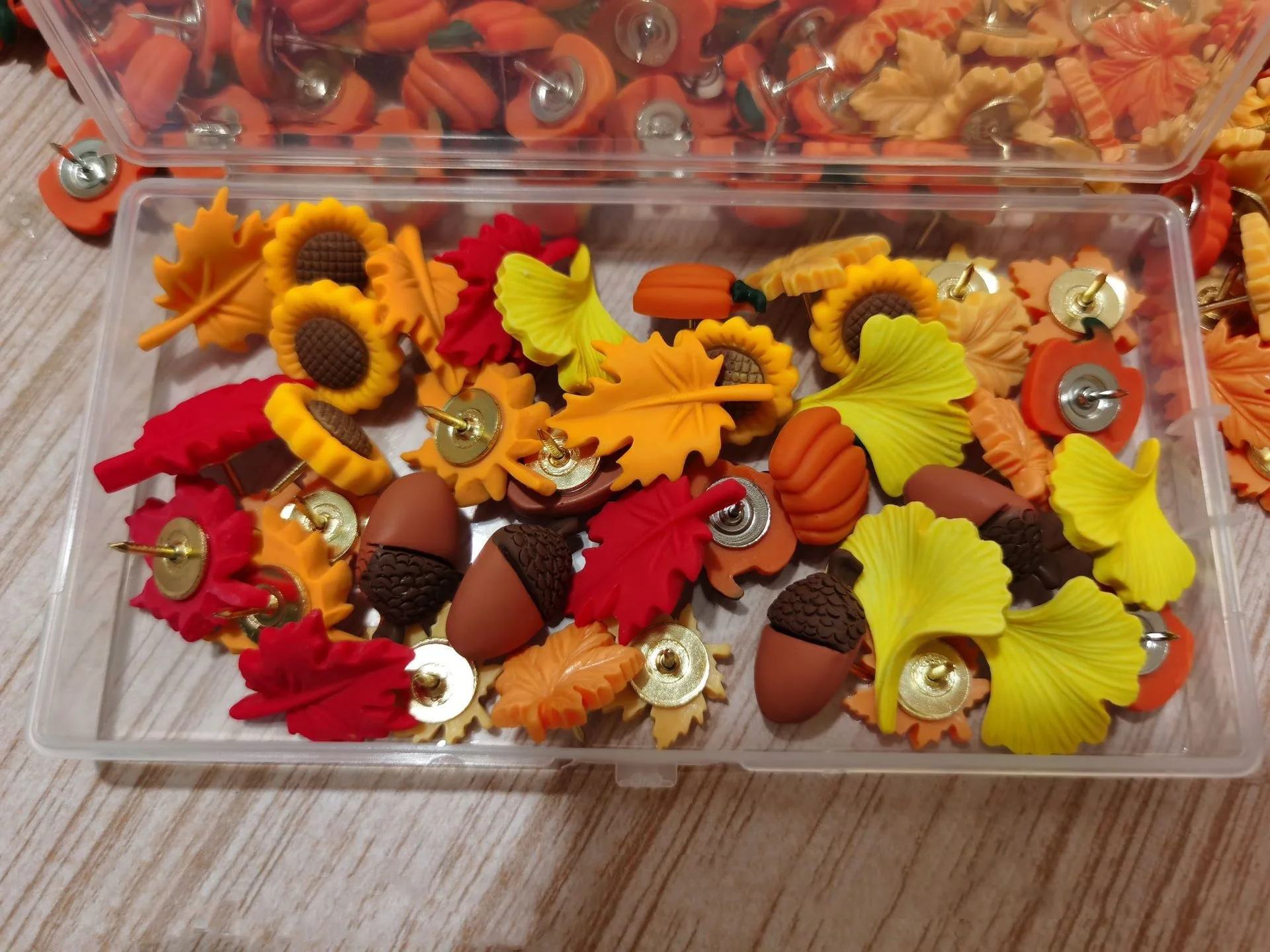 Bview Art 40 قطعة الخريف مابل ليف الغابات الحيوان الراتنج دفع دبابيس-الخريف الإبداعي ديكور Thumbtacks لألواح الفلين مكتب