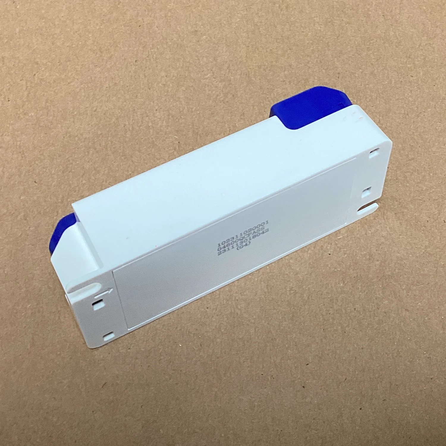 Lifud Constant Current Flicker Free LED Driver 135mA 160mA 180mA 200mA for Class II light fixtures