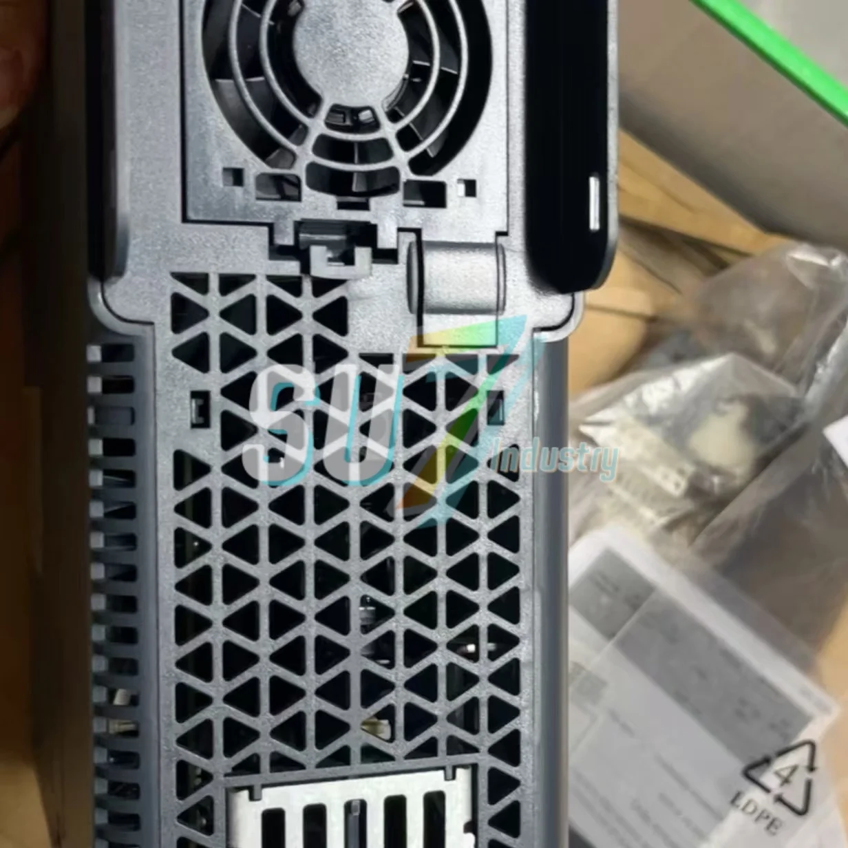 ATV340U30N4 ATV340U40N4 محول التردد جديد الأصلي