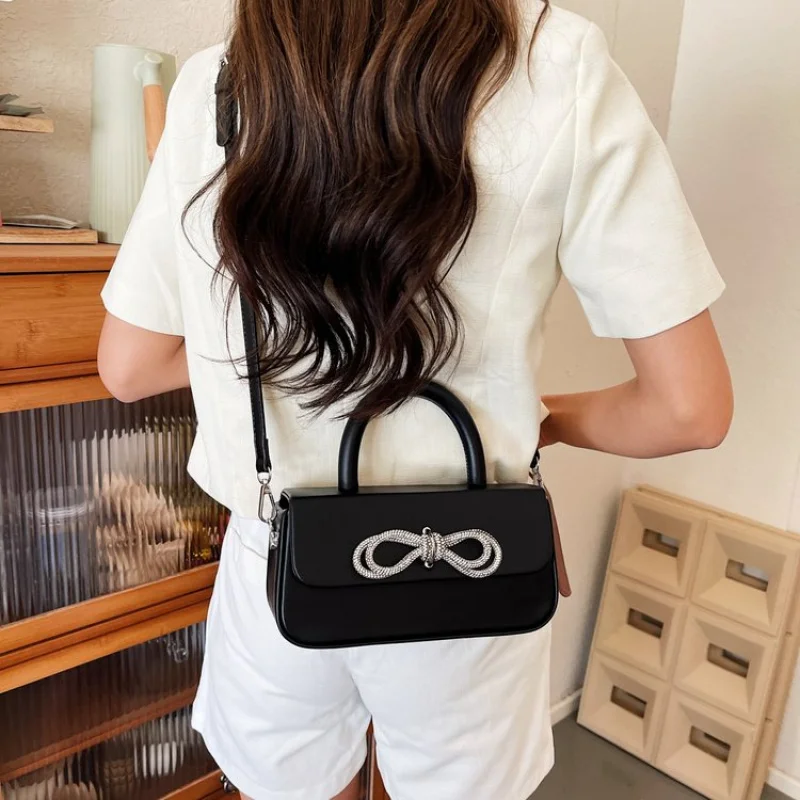 

Высококачественная роскошная брендовая женская сумка через плечо, кожаная известная дизайнерская элегантная модная элегантная повседневная винтажная сумка с акцентом ​