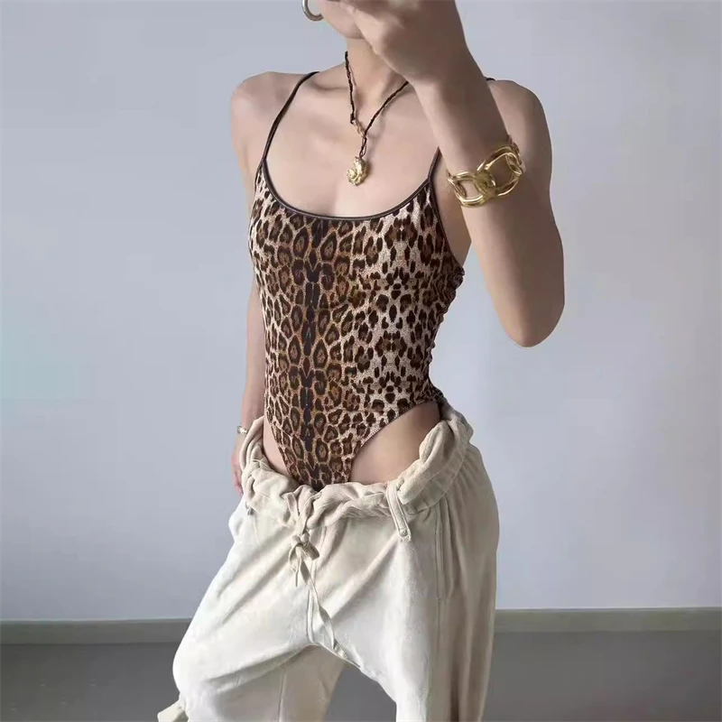 

Летняя коллекция 2026: Сексуальная женская комбинация-бюстье с открытой спиной и кружевной отделкой, цельное бархатное платье на бретельках для ночного клуба, универсальное, высококачественное, модное