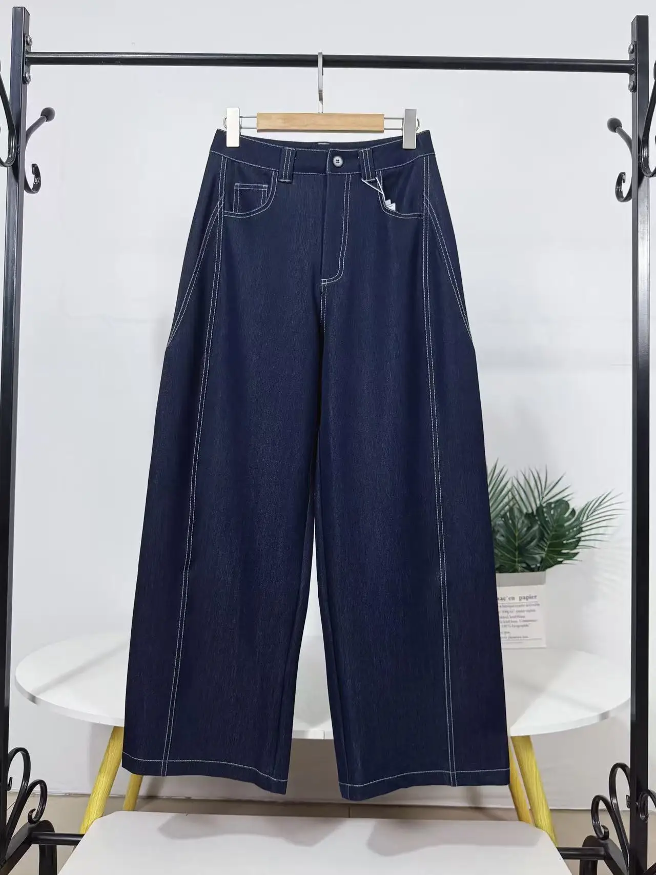 

Джинсы женские с высокой талией, прямые, из денима, для ранней осени, не выцветающие, широкие штанины, свободный крой, с эффектом похудения, повседневные